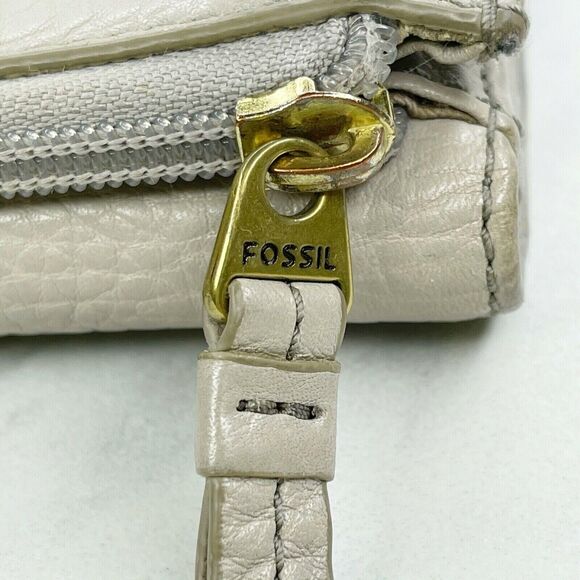 Fossil Gray Small Leather Wallet Billfold Card Holder Wallet Billfold - Picture 10 of 12